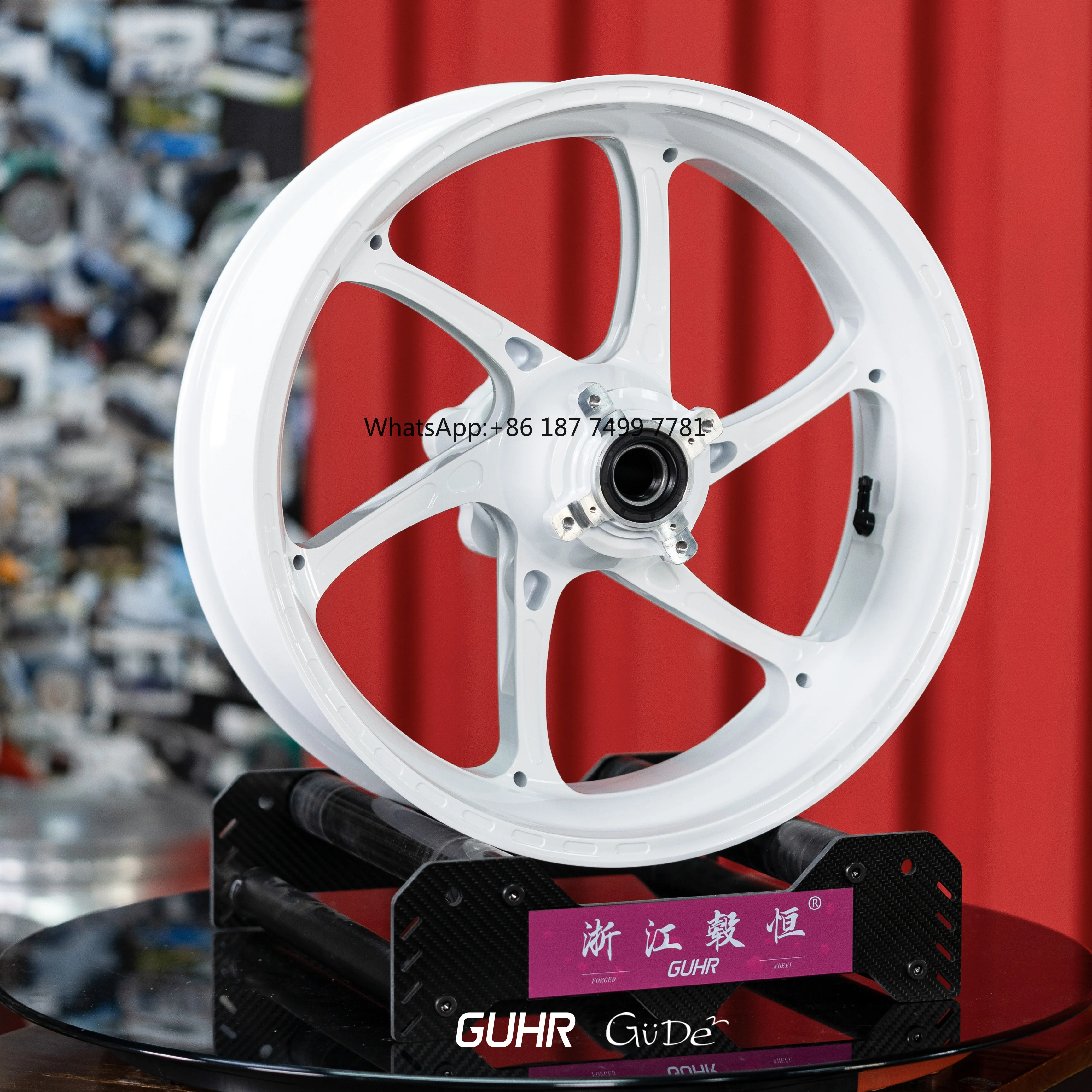 

Forged for DUCATI HYPERMOTARD 950 SUPERSPORT 950/PANIGALE/STREETFIGHTER V2V4 MULTISTRADA V4 DIAVEL1200/1260/V4/X DIAVEL Etc