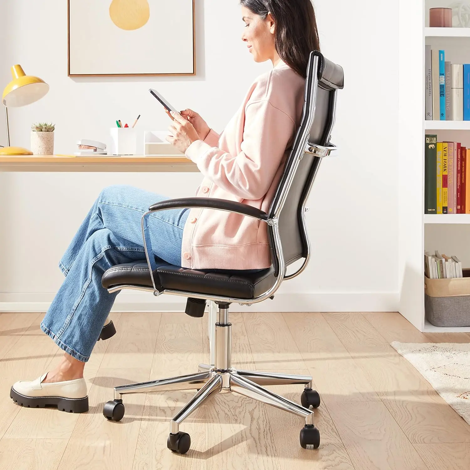 Chaise de travail de bureau moderne avec accoudoirs, dossier haut, réglable, soutien lombaire, roulement à 360 chocs, bureau exécutif