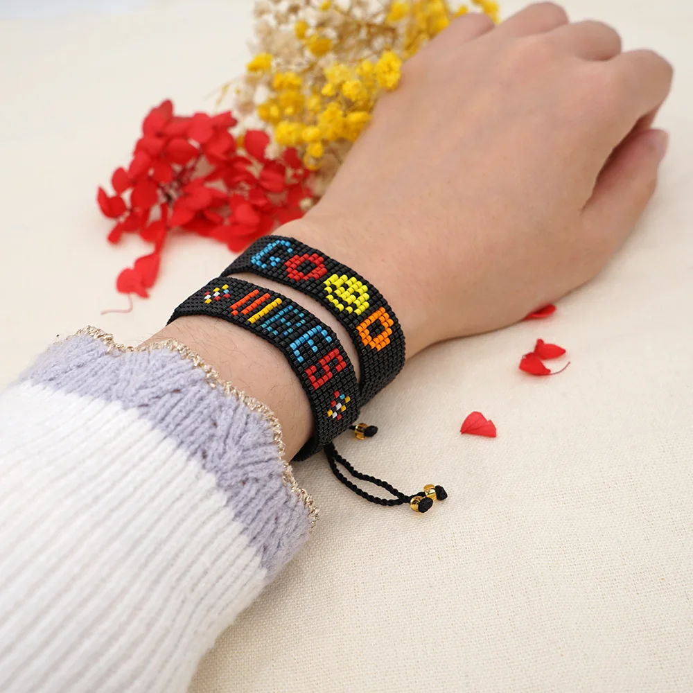 

Beaded bracelet Originality Flowers Design Hand knitting Geometry Adjustable Tide Bohemia Simple Black Rice bead bracelet