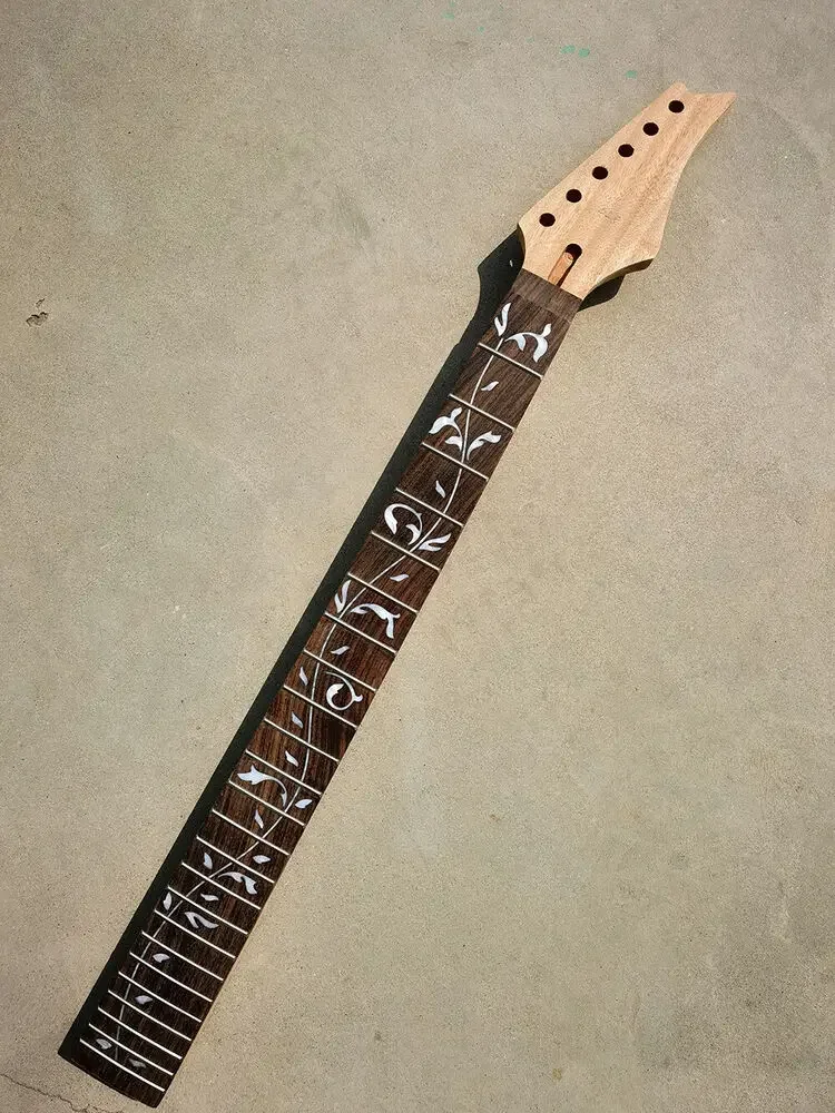 

Yinfente DIY Electric Guitar Neck 25.5 Inch 24 Fret Rosewood Fretboard Vine Inlay Bolt on Heel Tilt Angle Head Unfinished Y4-1