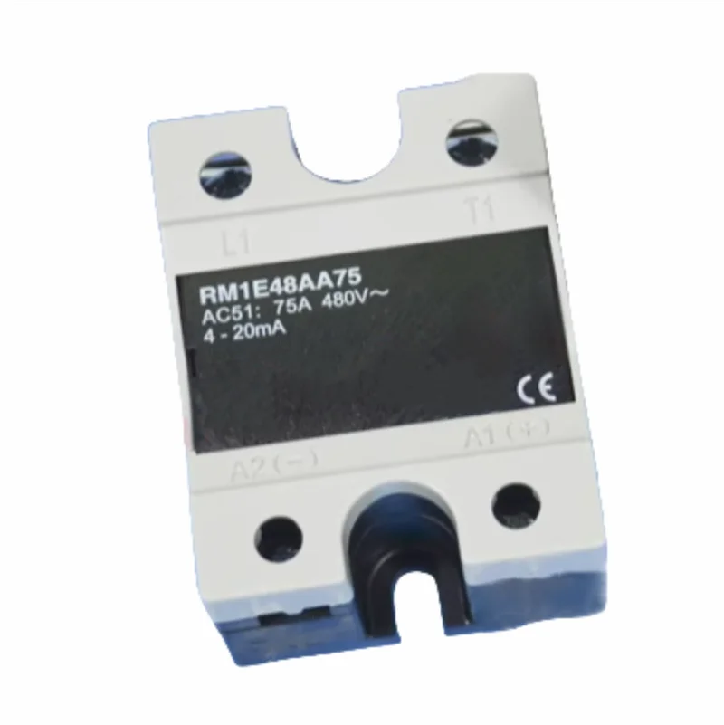 

Новое оригинальное твердотельное реле RM1E48AA75