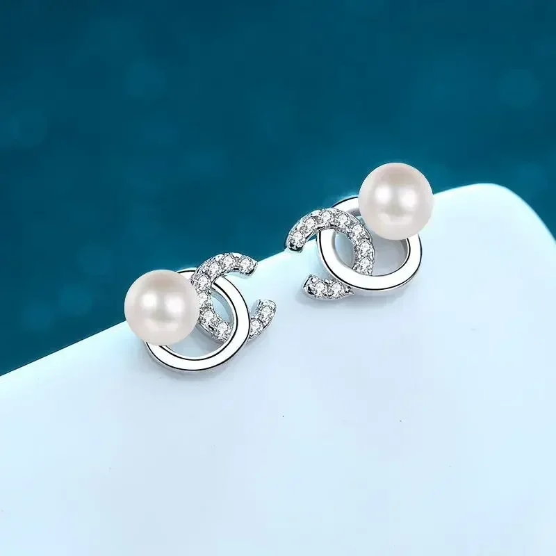 

Sparkling Freshwater Pearl Stud Earrings for Women, Platinum Pt950 0.18ct Moissanite Jewelry Senior Temperament Earrings Gifts