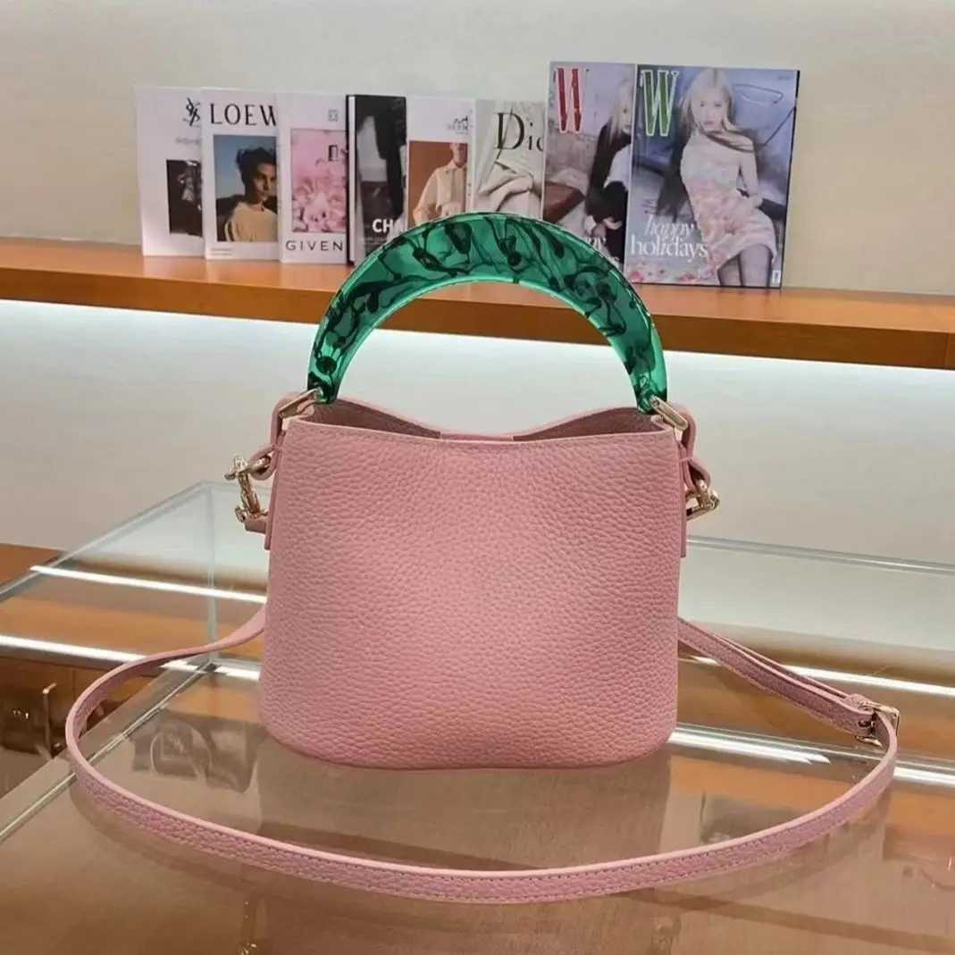 2024 New Fashion Simple Shoulder Crossbody BagsBrand Design Luxury borsa a secchiello portatile in vera pelle di alta qualità per le donne