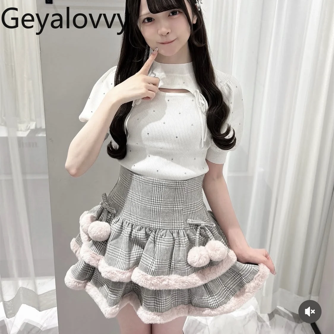 T-shirt a maniche corte con colletto cavo con lacci patchwork in due pezzi falso originale in stile giapponese Top corto in maglia a costine con diamanti