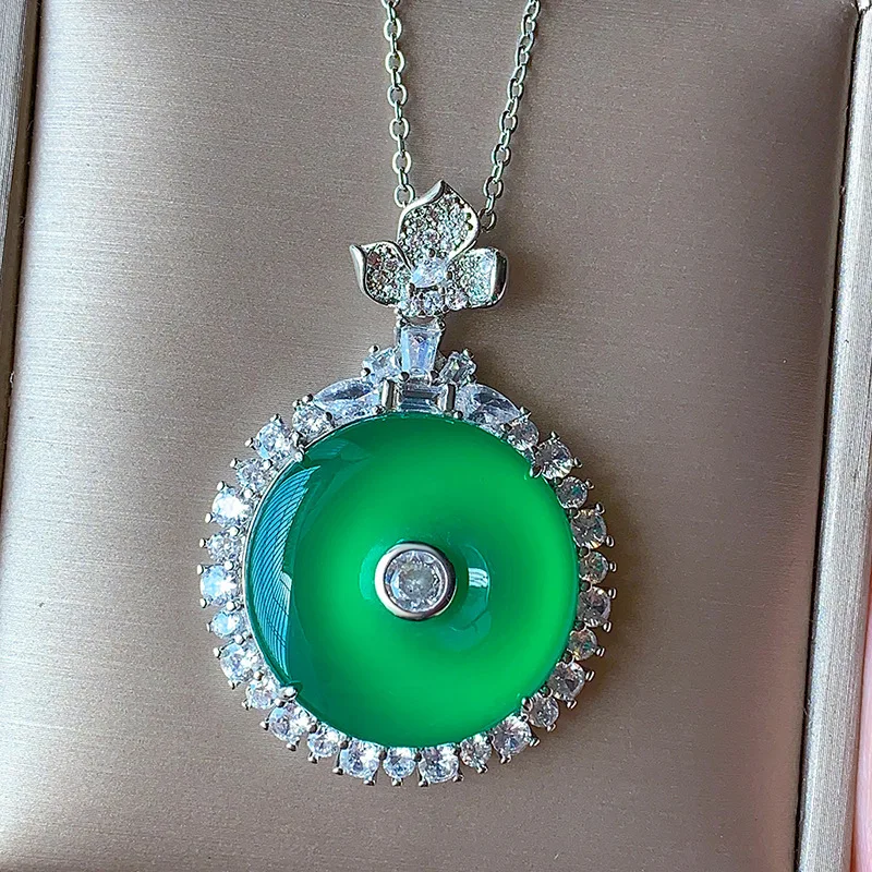 

New jewelry peace buckle pendant chalcedony necklace versatile birthday gift main stone 25*25