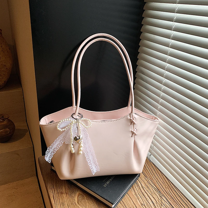 

Пригородные сумки большой вместимости, женские шикарные складки, дизайн, мягкая кожаная сумка на одно плечо, элитные простые повседневные сумки-тоут