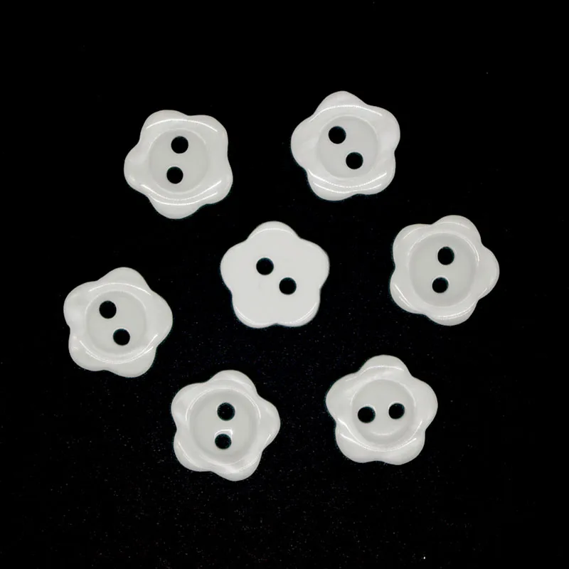 50pcs Resin Sewing Button Scrapbooking Flower White Two Holes 11mm Dia. Costura Botones decorate bottoni botoes