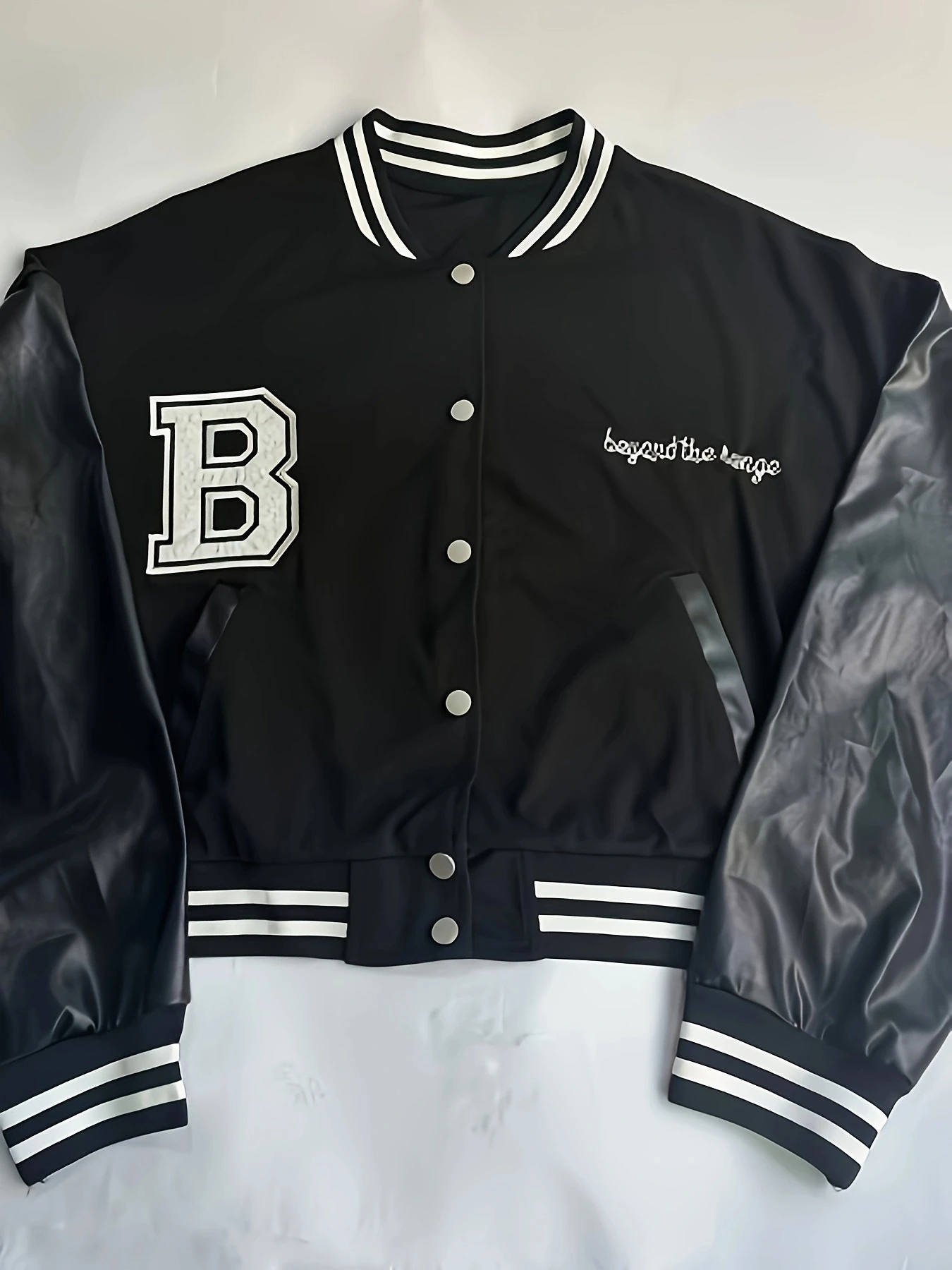 Plus Size Women's Colorblock Letter B Print Cropped Baseball Jacket Set High Waist Black PU Pleated Leather Mini Skirt Hot Girl Two-Piece Set view 7