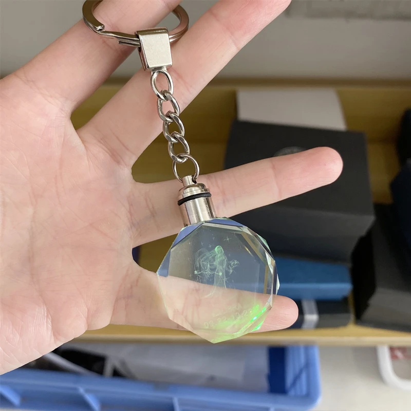 30mm Customized Car Logo Crystal Key Chains Gift King Decoration Laser Engraved Patterns With Colorful Light