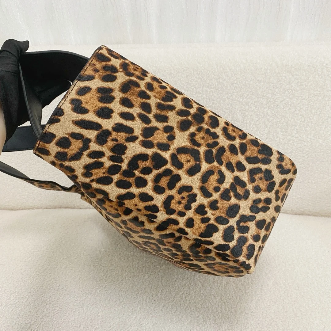 Leopard Print Horsehair Horizontal Tote Bag 2024 New Handheld Shoulder Bag Commuting Large Capacity