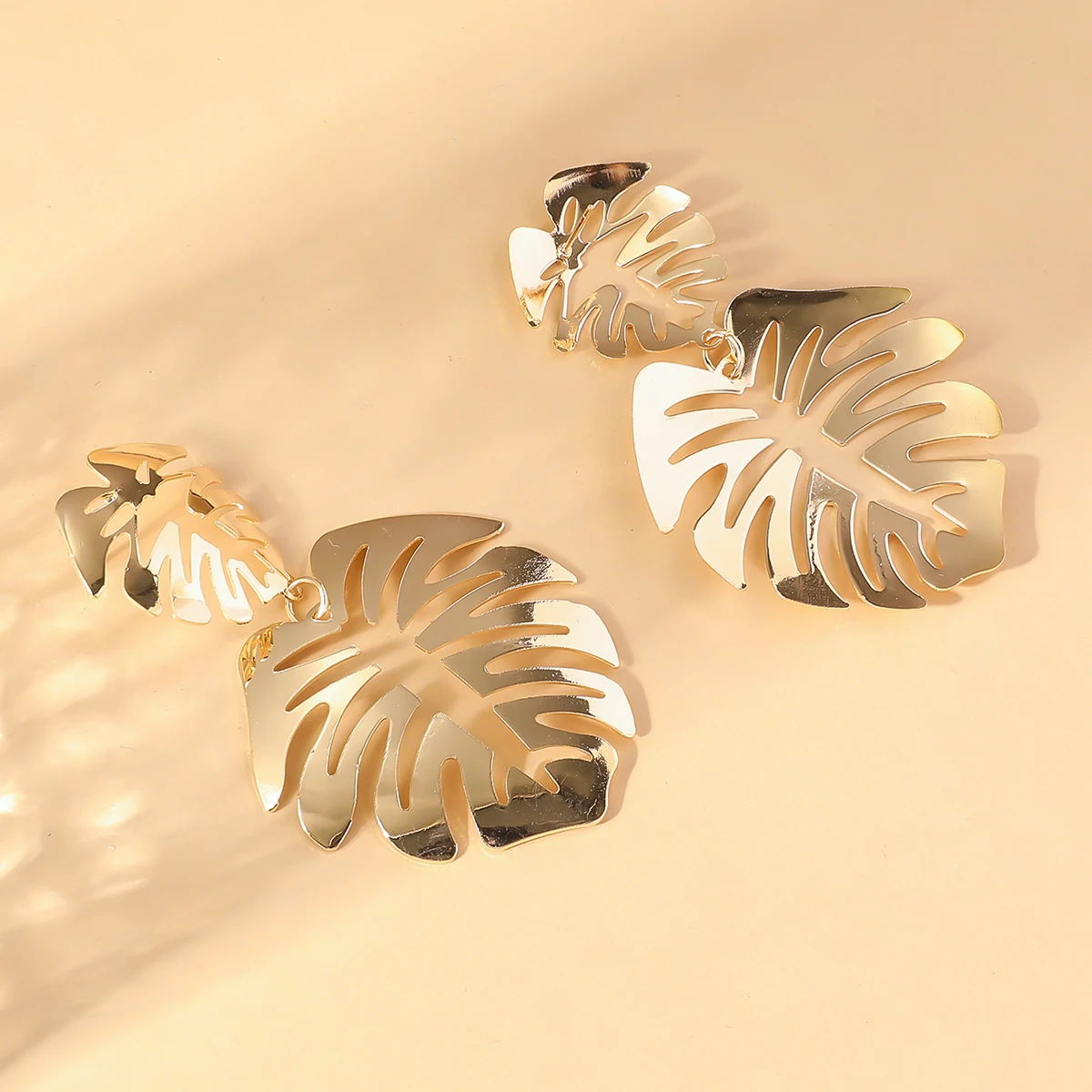 2PC Women's Fashion Bohemian Style Gold Hollow Leaf Earrings Outdoor Travel Carnival Banquet Party Holiday Dressing Gifts image 3