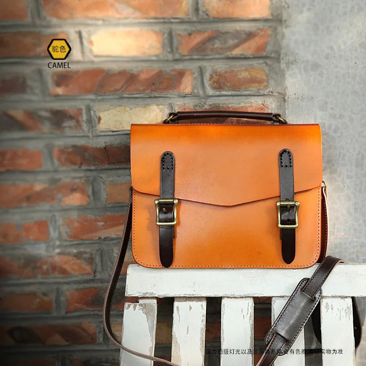 Ladies Leather Retro Cambridge bag postman bag