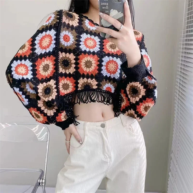 Women Autumn Crochet Flower Hollow Out Long Batwing Sleeve O-Neck Knit Sweaters Chic Y2k Vintage Bohemian Tassels Crop Tops T118