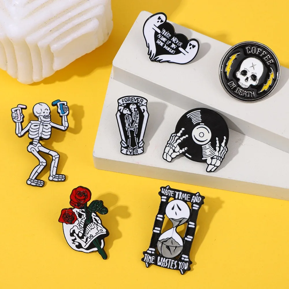 أزياء خمر هالوين التلبيب دبابيس مخيف الشرير الجمجمة بروش الملابس والاكسسوارات الإبداعية الكرتون بروش معدني هالوين