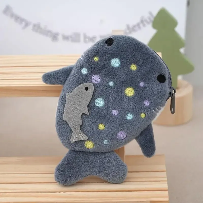 Modische Plüsch-Münztasche in Form eines blauen Haifisches oder Mini-Wals für Damen, Schlüssel- und Kopfhörer-Etui, niedlicher Umschlag mit Reißverschluss, roter Umschlag – Detail 10