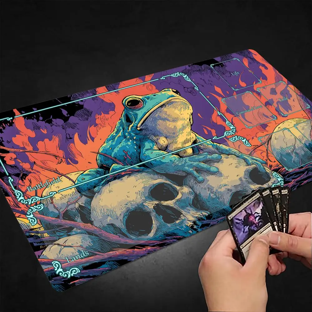 

Игровой коврик Magic: The Gathering «Таинственная лягушка и череп» с прошитыми краями, нескользящий, прочный, для настольных игр и TCG