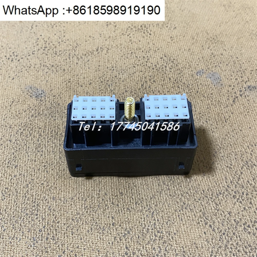 

Original spot 5810130029 connector 30P black rectangular wiring plug waterproof sheath