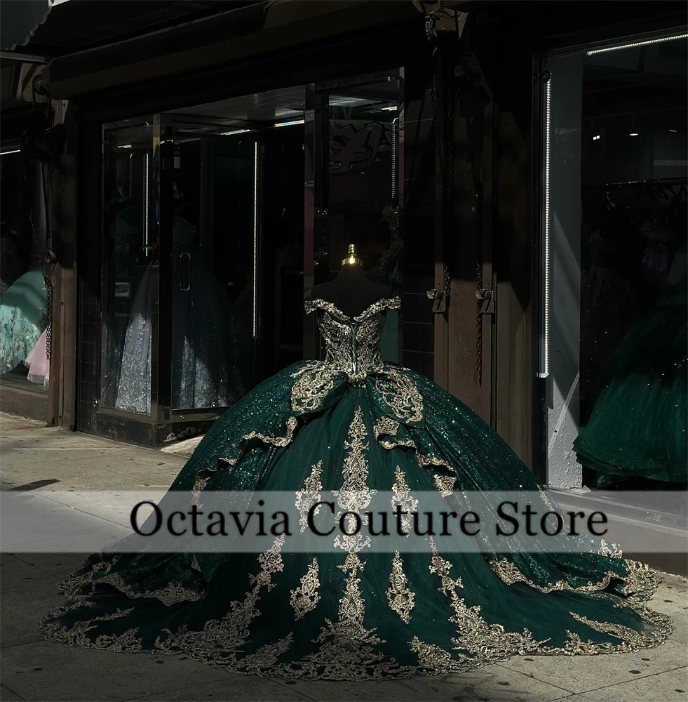 Emerald Green Off The Shoulder Quinceanera Dress Ball Gown Bead Appliques 2024 Birthday Luxury Dress Bow Princess Gown Sweet 16