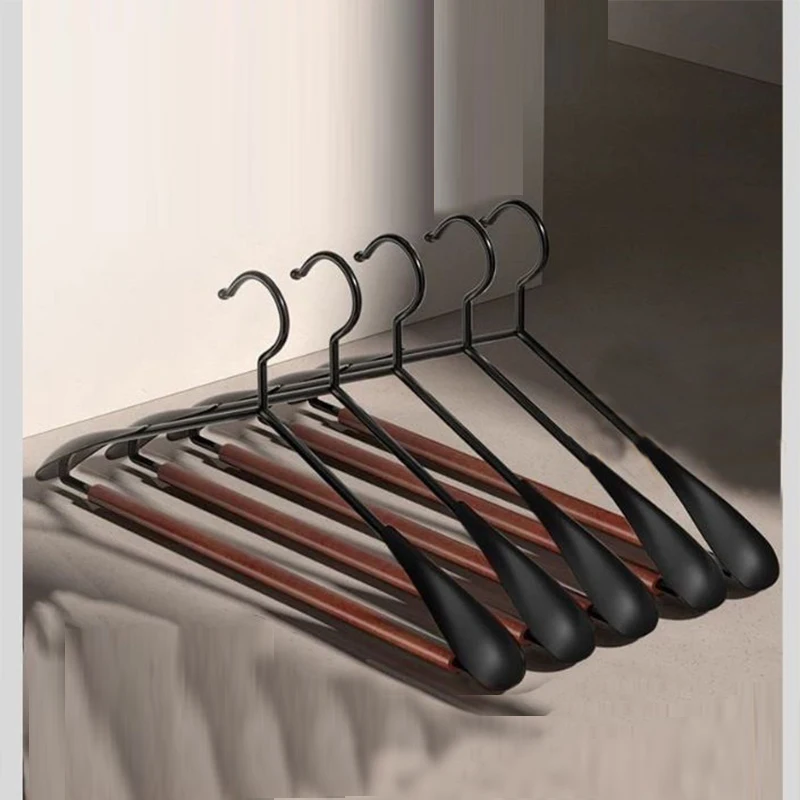 

New 5-10pcs Solid Wood Wrought Iron Wide Shoulders Coat Hangers Non Slip Suit Pants Clothes Racks for Closet Wardrobes Organizer