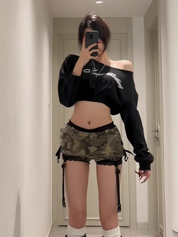 

2026 Summer Camo Print Ultra Short A-Line Skort Y2K Spicy Girl Bodycon Denim Shorts with Lace Garter Detail for Women