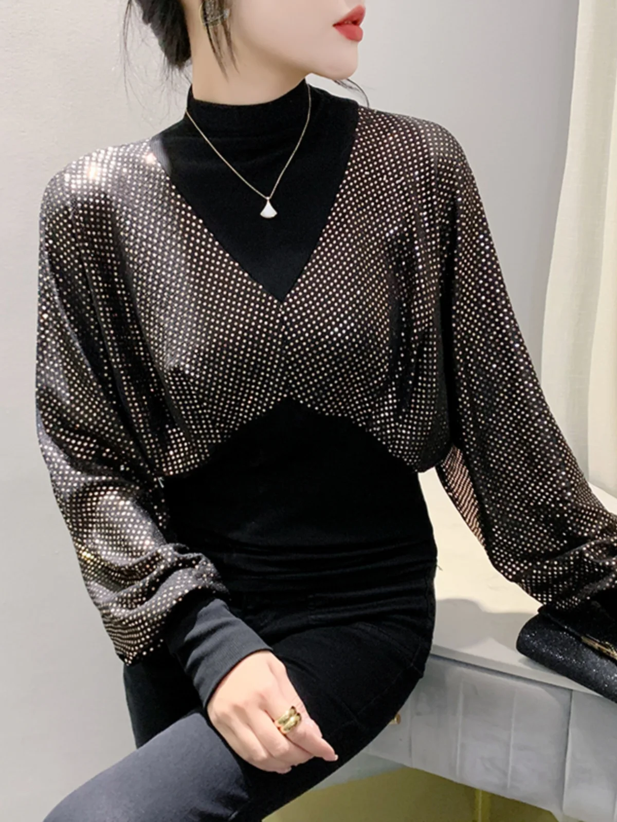 Autunno mezzo dolcevita manica lunga T Shirt paillettes impiombato T-Shirt moda donna pipistrello manica intera top BH9750