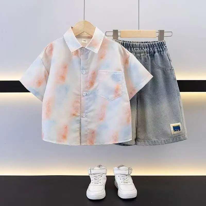 

Boys' Summer Set 2025 New Children's Short sleeved Middle and Small Western style Shirt Two piece Set Thin Kids Outfits