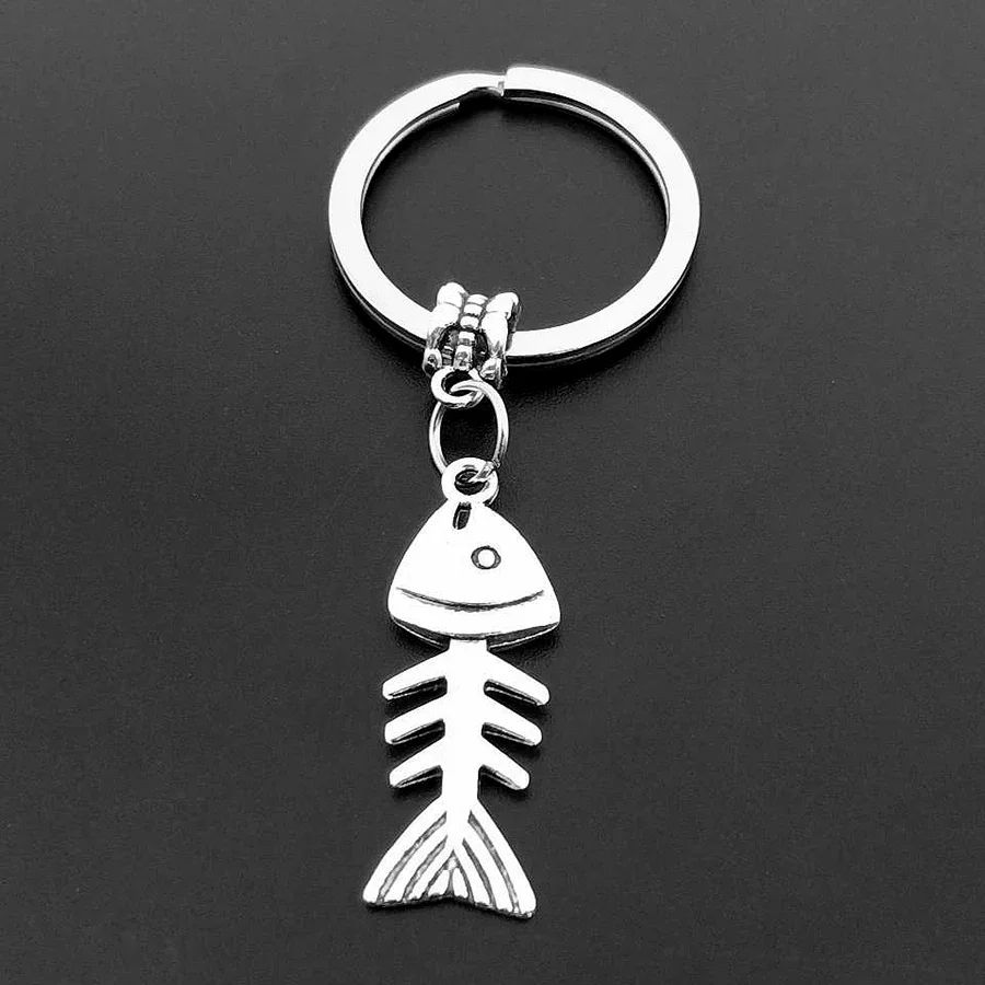 New Fashion Fish Bone Keychain Metal Fish Skeleton Bone Key Chain for Men and Women