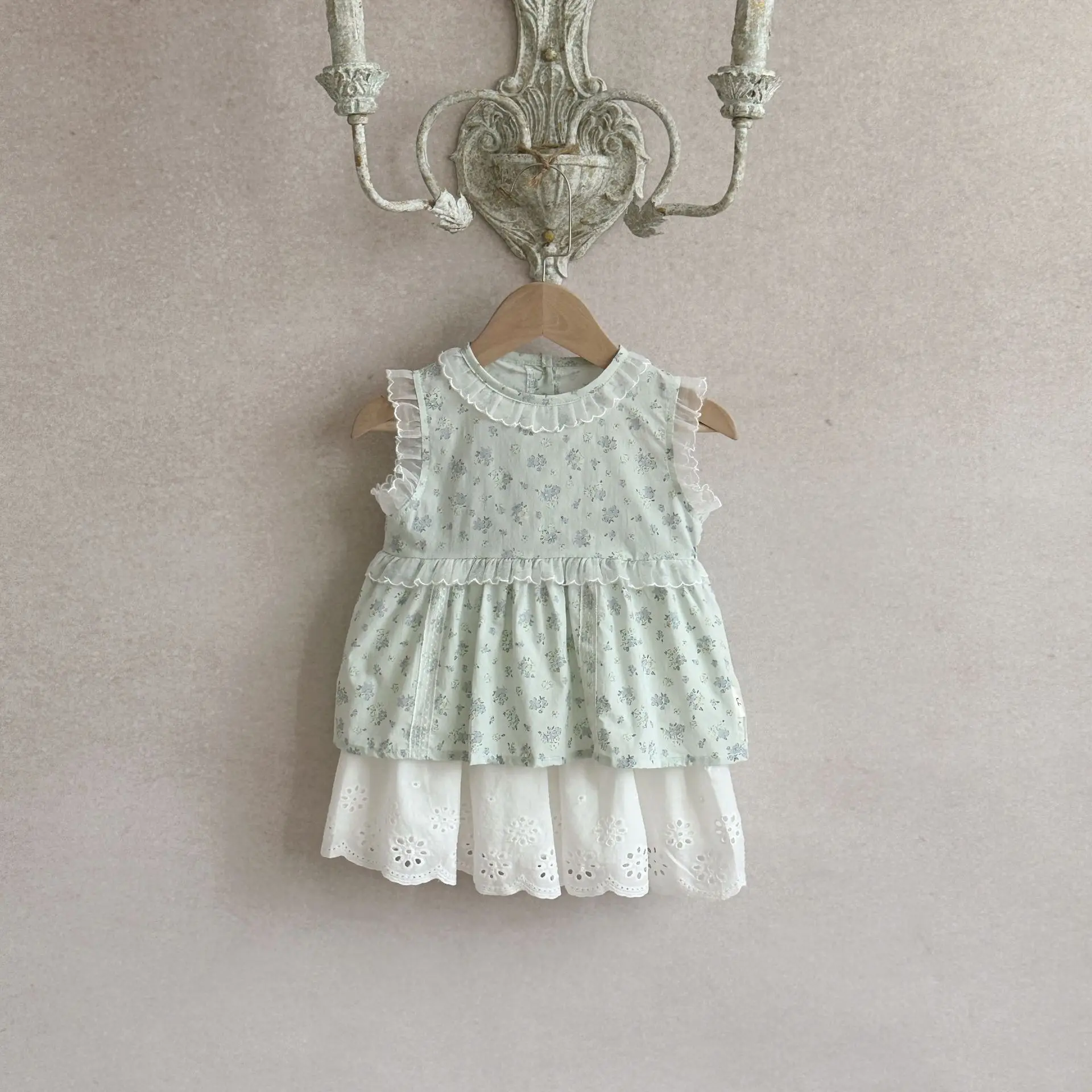 2026 Summer New Baby Girl Sleeveless Lace Collar Shirts Cute Girls Sweet Floral Tops Cotton Infant Blouse Toddler Clothes