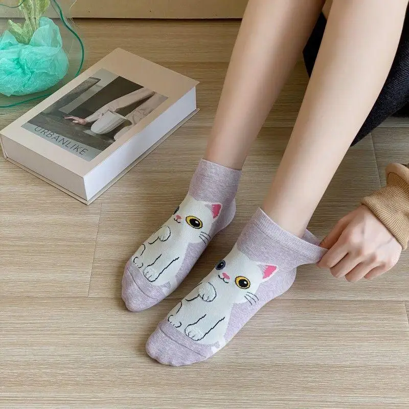 

5 Pairs Women's Socks - Cute Cartoon Cat & Paw Print, Breathable Ankle Socks for All-Season Comfort, Multi-Design Knit Socks