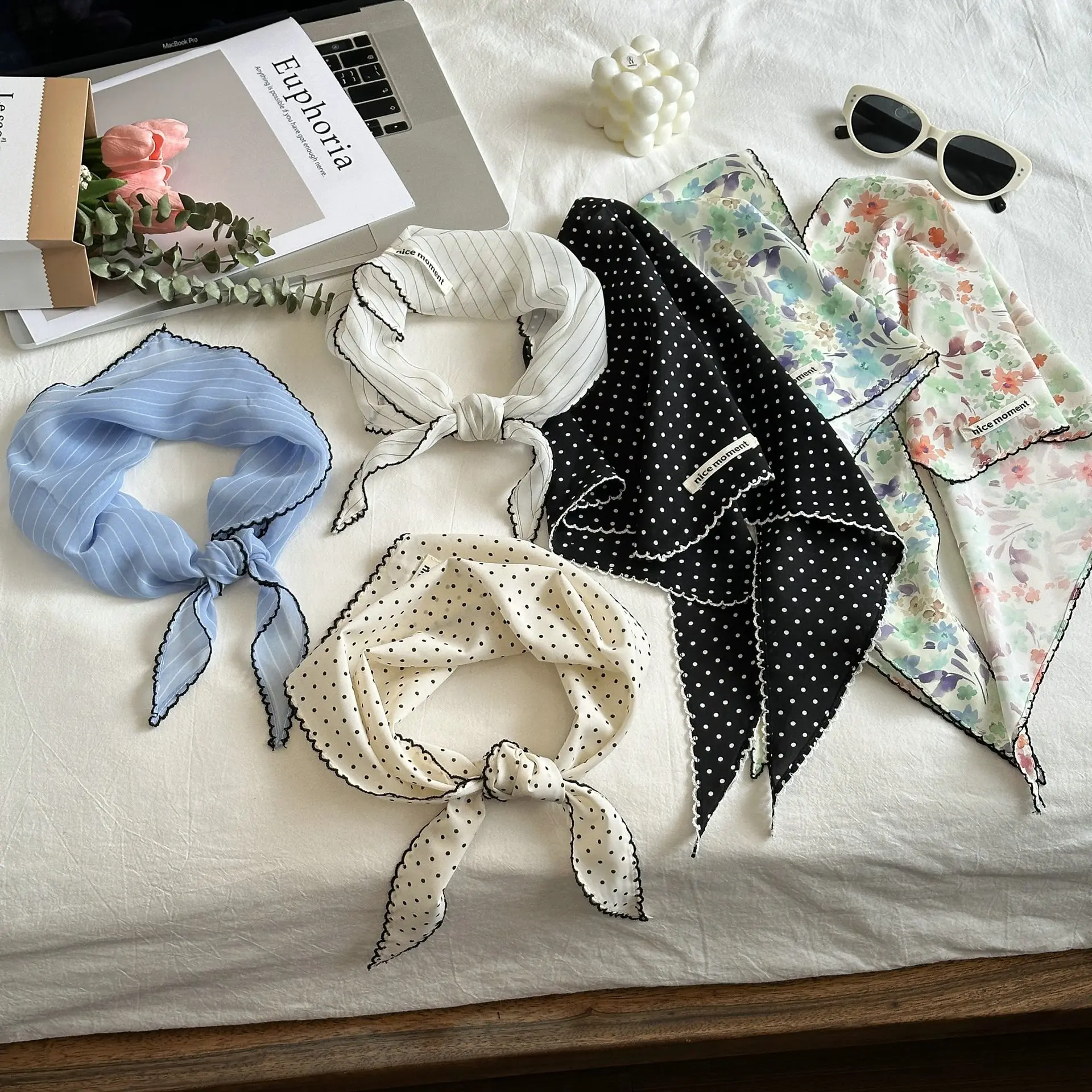 

2025 Korea Style Casual White Triangular Binder Versatile Korean Outerwear Women's Shawl Spring and Autumn Fashion Small Scarf