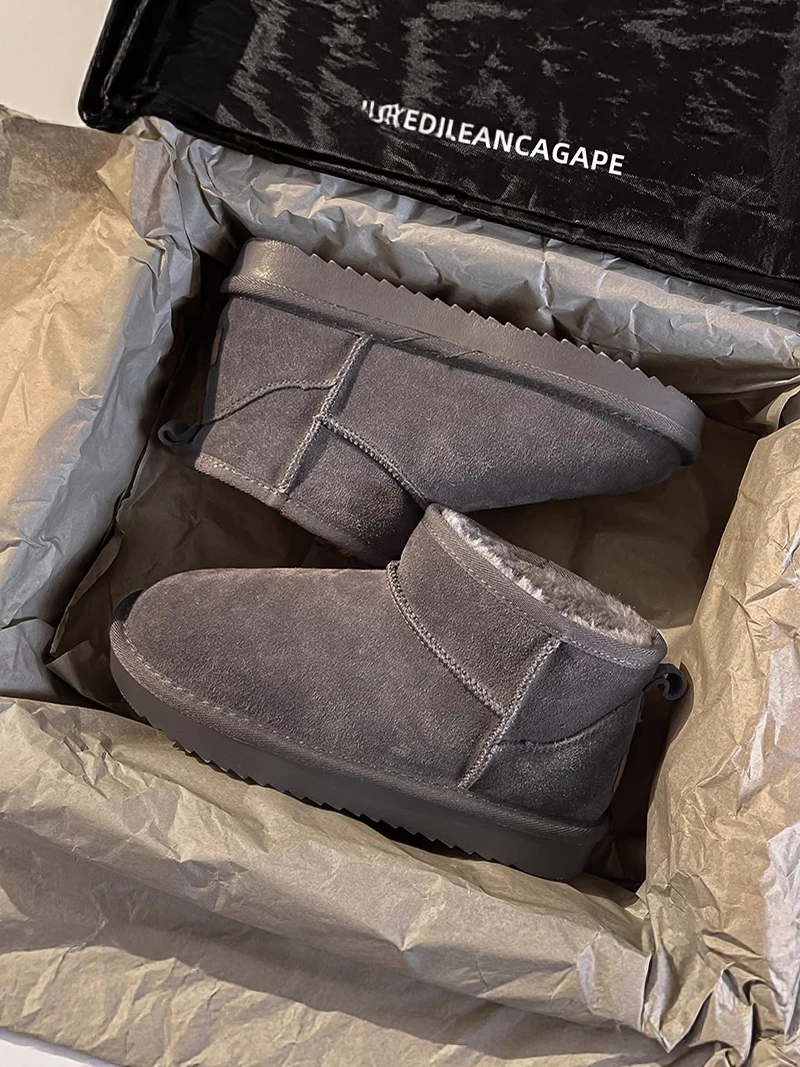 

Men's Winter Thickened Fleece Lined Snow Boots Bread Shoe Large Size Outdoor Sports Anti-slip Cold Resistant Northeast Cot...