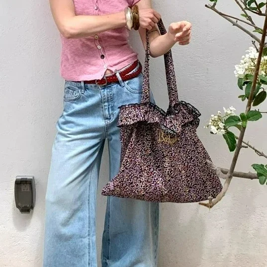 

French Ruffle Edge Versatile Color Blocking Embroidery Canvas Bag