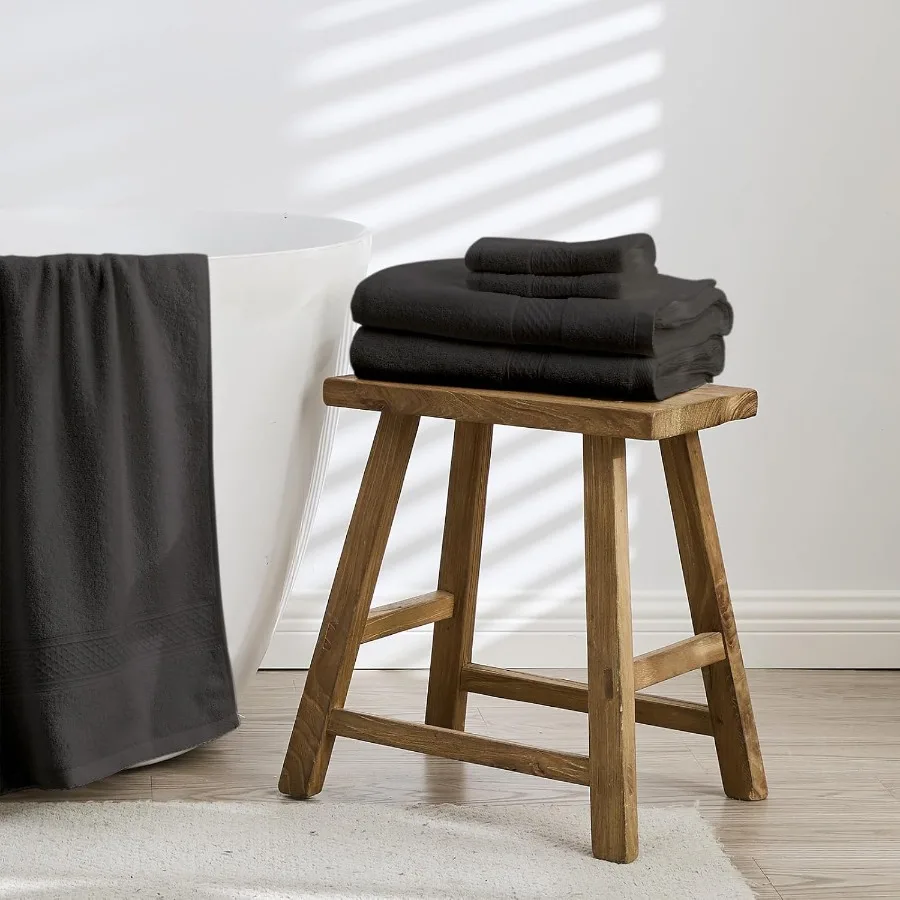 ชุดผ้าขนหนูอาบน้ำ 4 ผืน สีเทาเข้ม ขนาด 27 x 55 นิ้ว ผลิตจากผ้าฝ้าย 100% ขนาดใหญ่ขึ้น น้ำหนักเบาขึ้น แห้งเร็ว นุ่มเป็นพิเศษ