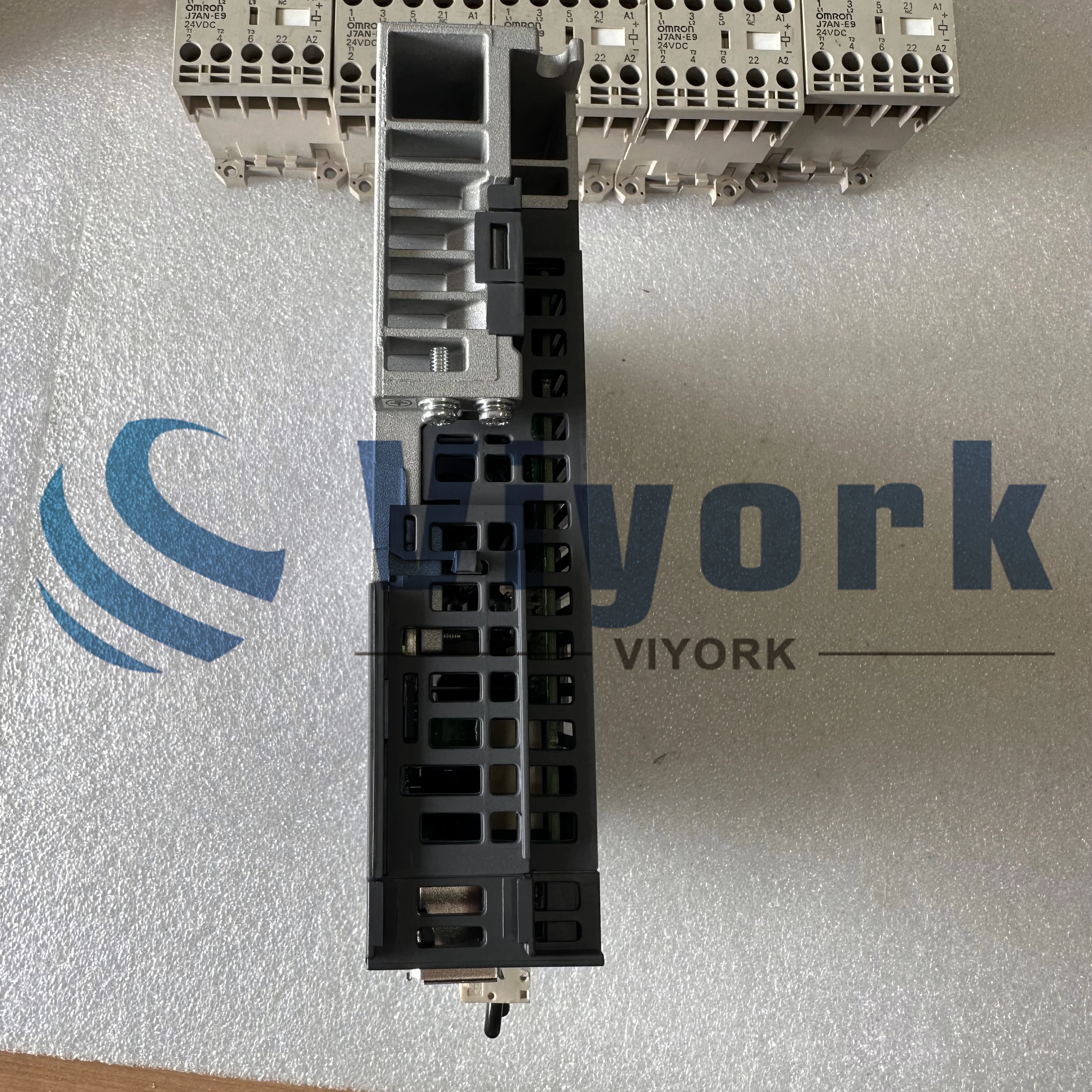 MR-J3-60A-RJ070 AC AC 서보 증폭기 0.6KW 새 제품