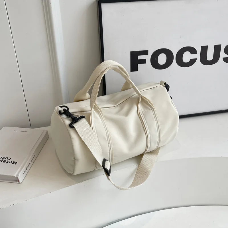 حقيبة يد واسعة جديدة لعام 2025 للنساء، محفظة كتف متعددة الاتجاهات، حقيبة يد محمولة خفيفة الوزن، واسعة وعملية #2