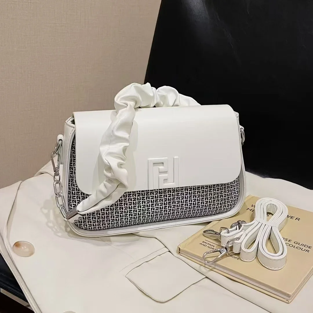 

Premium Minimalist Crossbody Bag Designer-Inspired Textured Leather Tote Vintage Messenger Purse For Trendy Lifestyles