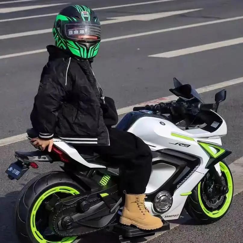 

2025 new children's motorcycle cool children's full helmet safety helmet four seasons certified children's helmet