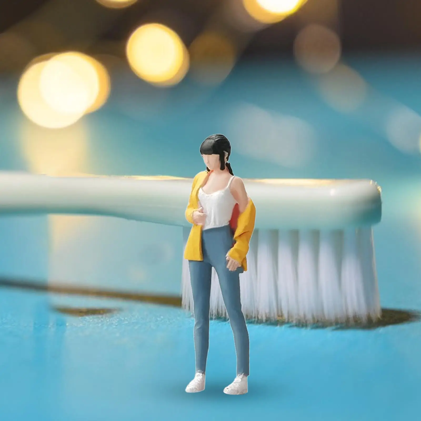 1:64 scala ragazza figura posa scena personaggio del film Mini bambola scena fai da te Decor casa delle bambole Decor Sand Table Layout decorazione