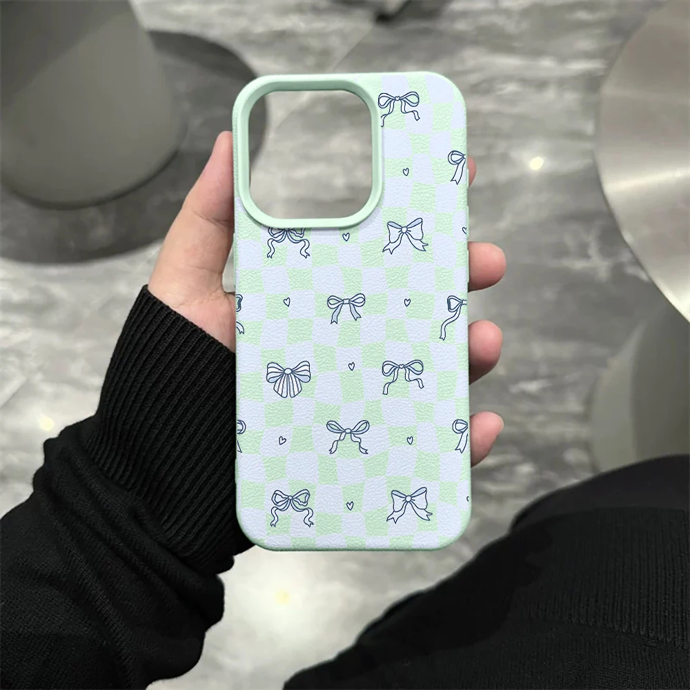 Blaue karierte Schleifen-Handyhülle für iPhone 17 16 15 14 13 12 Pro Max 16 15 14 Plus 17 16 15 14 13 Pro 17Air Silikon-Matt-Cover – Detail 10
