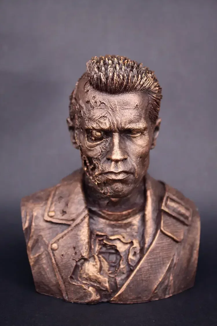 

[New] 12cm Terminator T800 Bust Arnold Schwarzenegger resin figure statue toy Battle Damage Collection model desk decoration