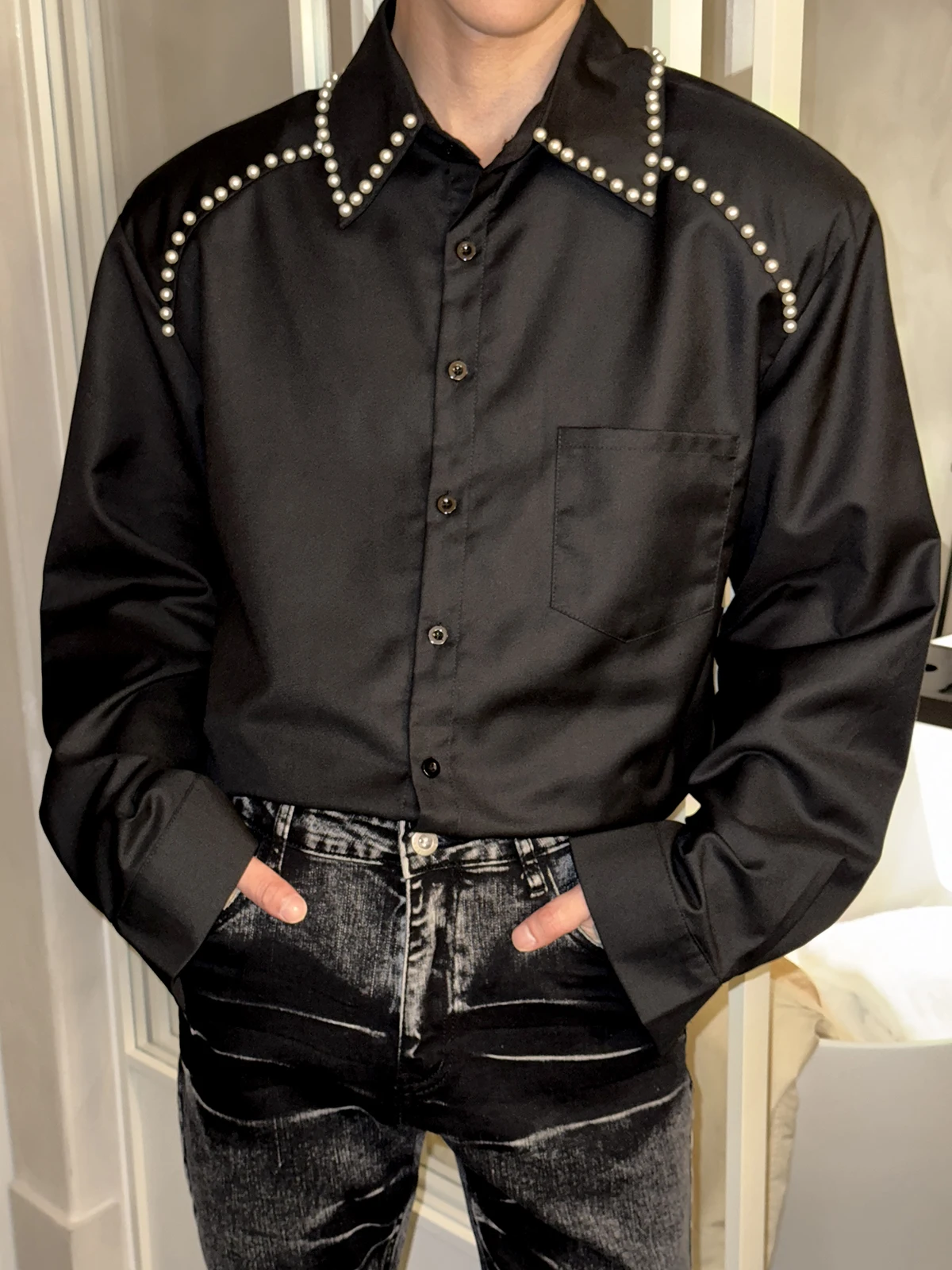 2025 Autumn New Fashion Heavy Pearl Design Loose Shirt Personality Trendy Casual Long Sleeve Shirt for Men