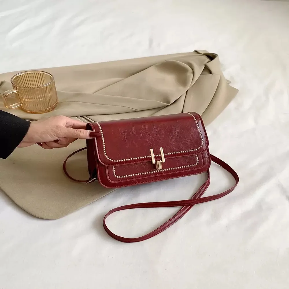 

Красная мини-сумка через плечо с металлическим замком и цепочкой, модная повседневная сумка для повседневных поездок и свиданий