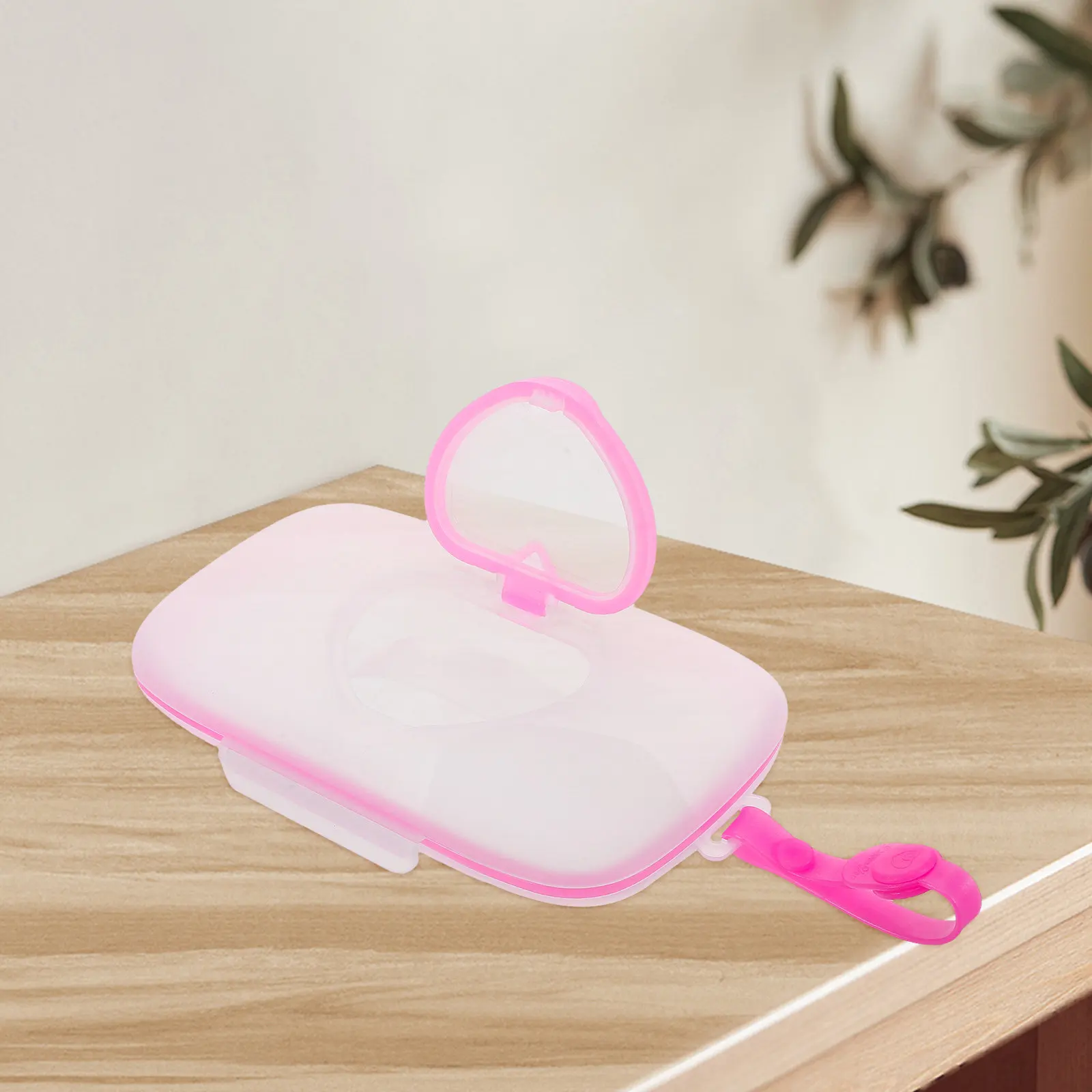 Baby Portable Hand Wipes Dispenser Heart Shape Refillable Lightweight Compact Travel Baby Wipes Holder for Car Diaper Bag view 4