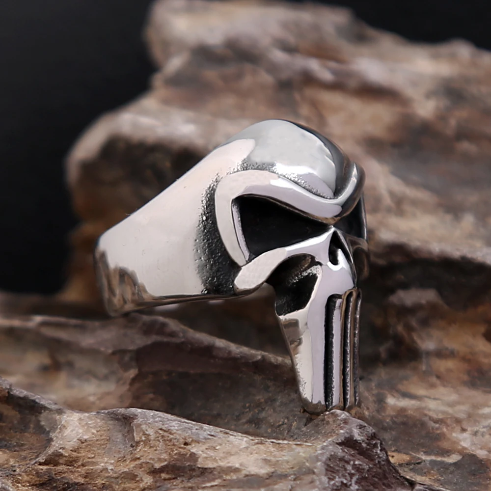 Fashion Retro High Polished Stainless Steel Skull Ring for Men Punk Simple Personality Skull Rings Motorcycle Amulet Jewelry