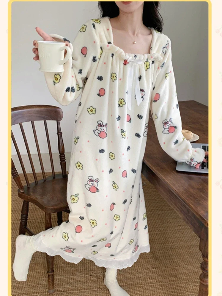 Plus Size Flannel Pajamas Women\'s Autumn and Winter Sweet Cartoon Long-sleeved Nightgown Thickened Winter Warm Student Sleepwear