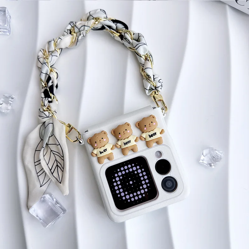 DIY เพชรหัวใจรักหมีสําหรับ Samsung Galaxy Z Flip 7 6 5 4 3 ZFLIP7 5G ดอกไม้ผ้าพันคอผ้าไหมสร้อยข้อมือฝาครอบ