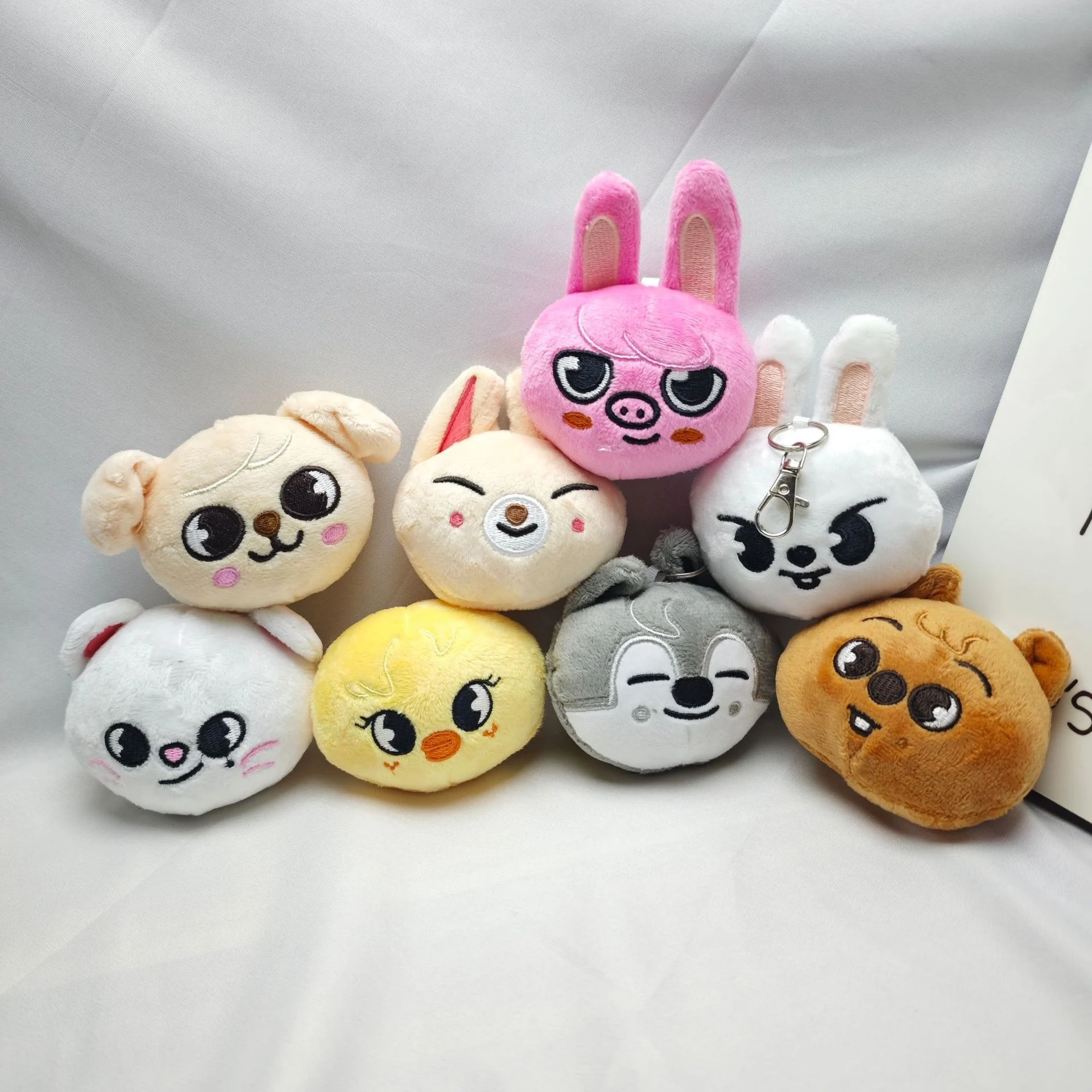 10cm SKZOO Popular Stray Kid Plush Stray Children's Pendant Doll Plush Toy Doll Keychain Couple Gift Christmas Birthday Gifts