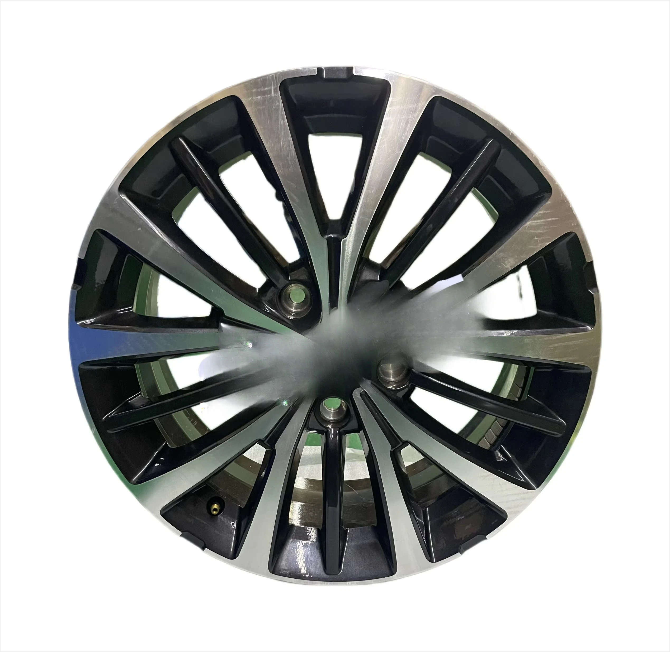 

Оригинальные заводские полированные серебристые колесные диски из алюминиевого сплава