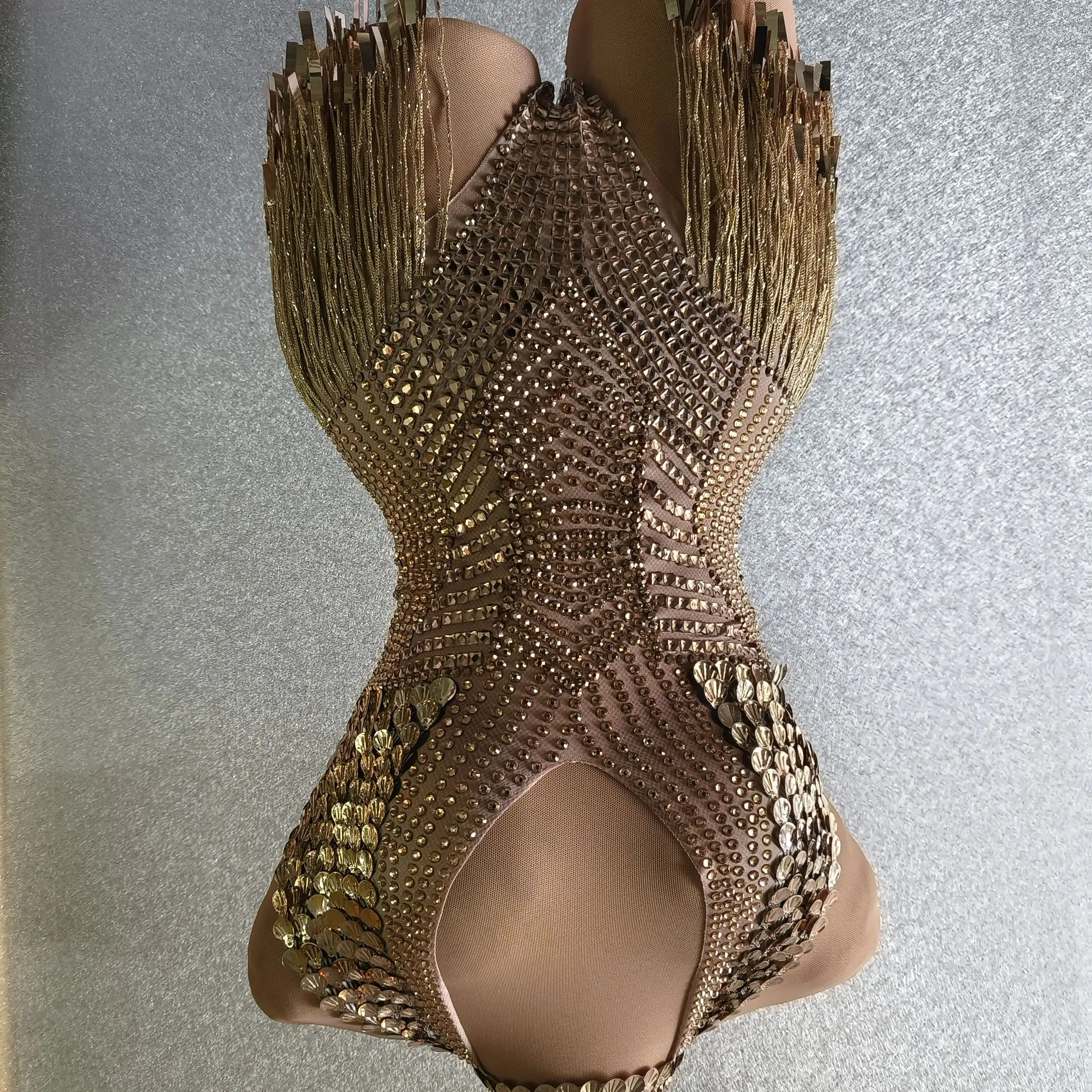 

Gold Leotard Rhinestones Sequins Fringes Bodysuit Birthday Celebrate Evening Costume Sexy Sleeveless Dance Leotard jinbaobei