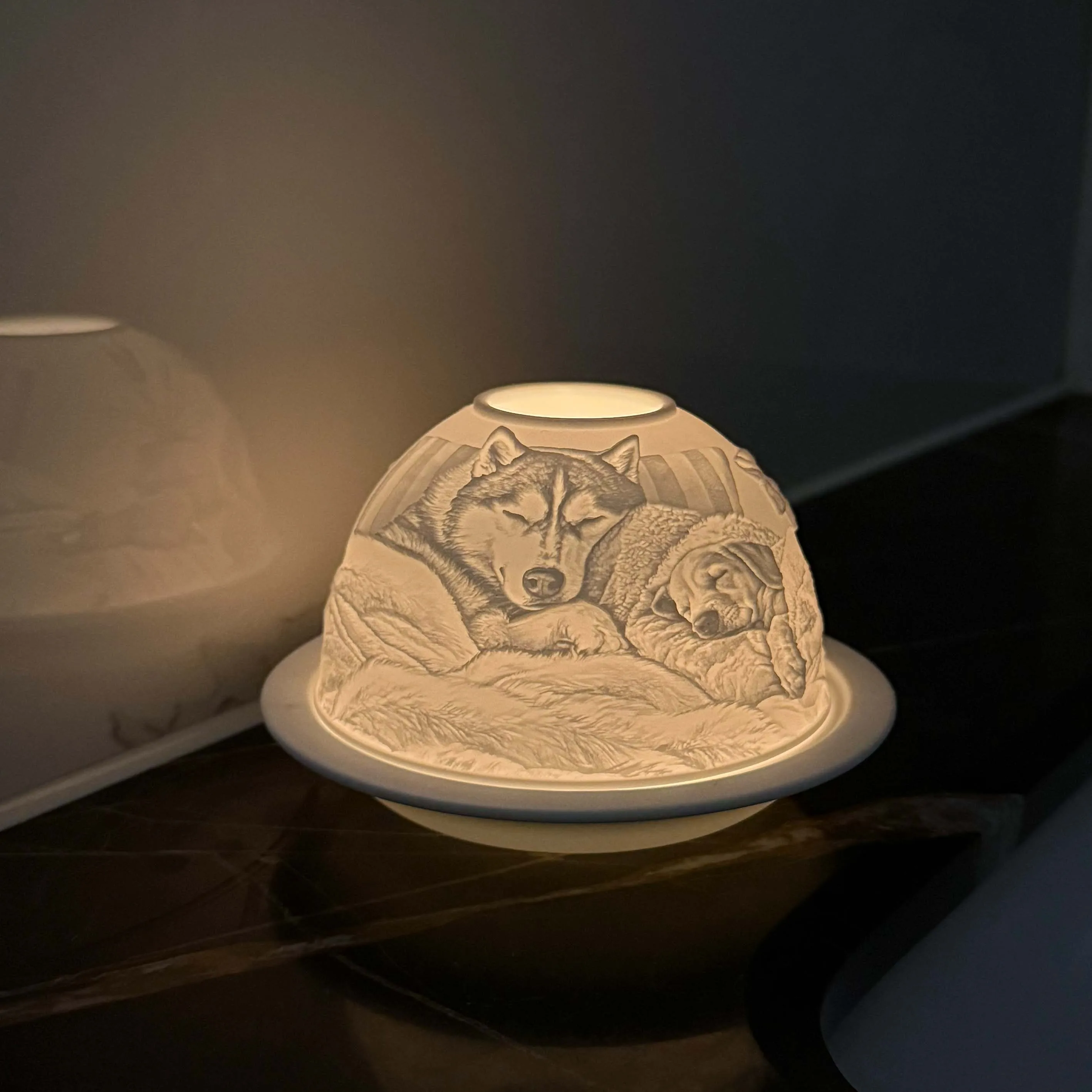 

2025Christmas Home Table Decoration Lovely Dog Animals Tea Light Porcelain Candle Holder Candelabra Centerpieces New Years Gifts